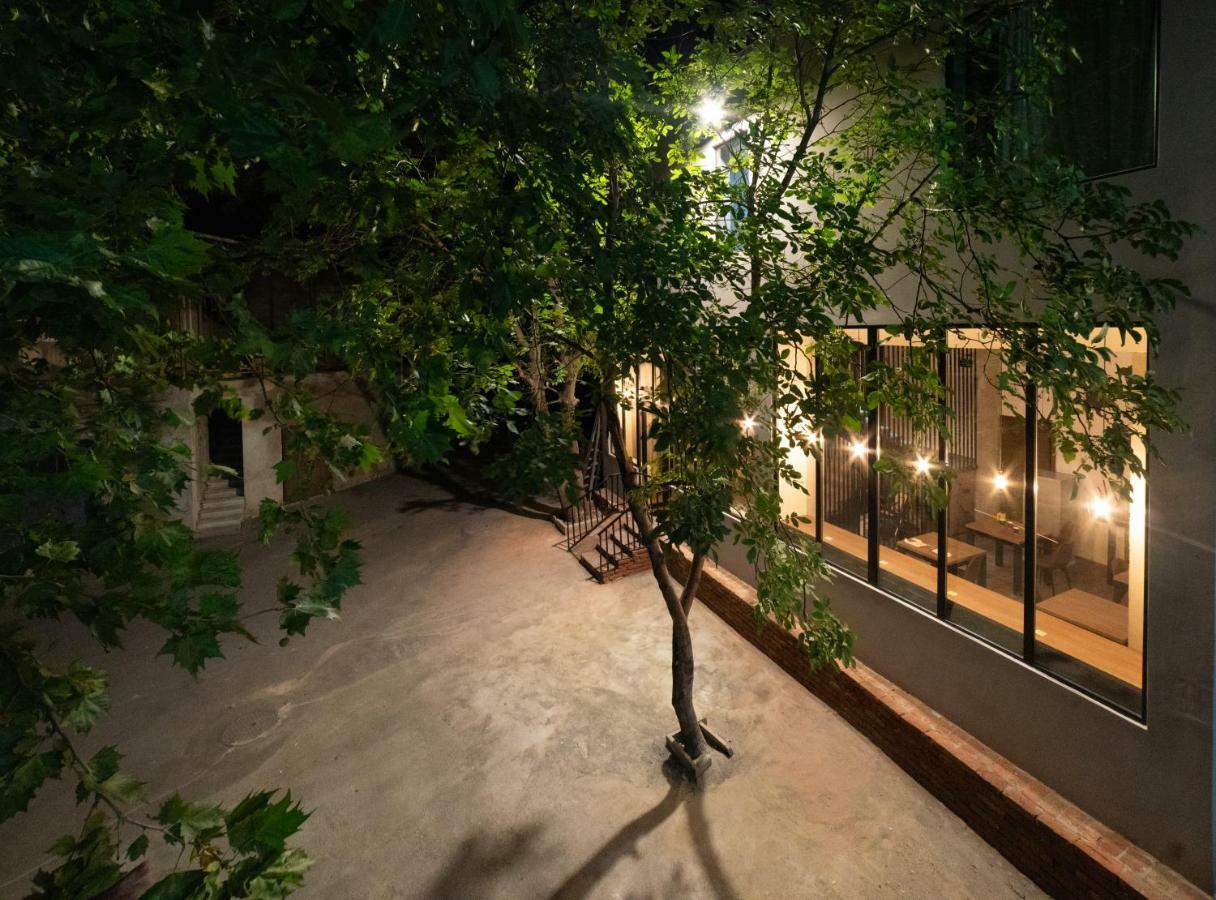 Silent Hill Hotel Tbilisi Exterior foto